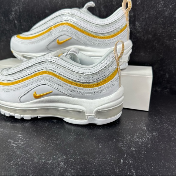 NIKE AIR MAX 97 WHITE UNIVERSITY GOLD WOMENS SHOES SIZE 5.5 YELLOW NEW - Picture 9 of 10